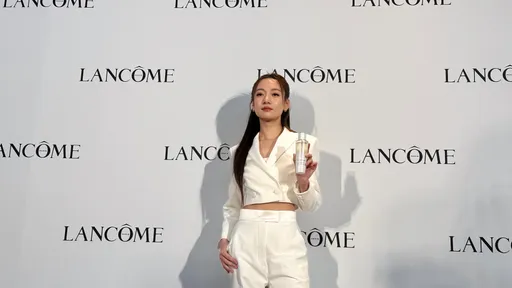 吴卓源拥兰蔻美到发亮 还想「再进步」只给自己素颜70分