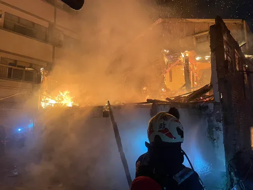 雲林北港民宅元宵夜大火 空屋虛驚一場!疑爆竹煙火導致