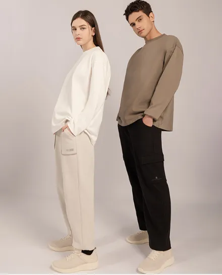 鞋底增高約4公分露出側邊腳踝超顯腿長，無論身上服裝如何搭配，配上百搭ONE BOY全新5D輕旅鞋出門絕對不NG！