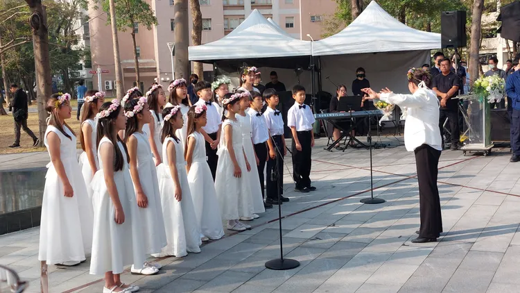 高雄市兒童合唱團獻唱〈送你一對翅膀〉、〈美麗島〉傳遞歌聲的力量。凃建豐攝