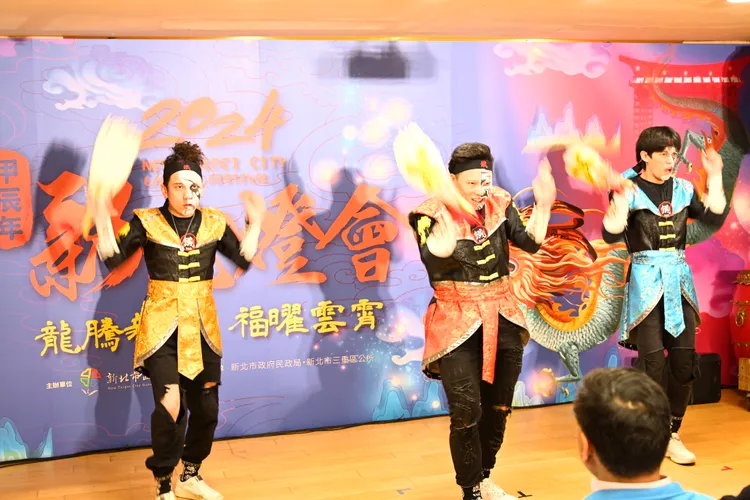 新北燈會記者會上，鐵四帝文化藝術家將演出精彩街舞。民政局提供