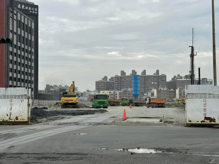 「金銀島購物中心」將分兩階段開發，總銷額達350億元。高都觀測站提供