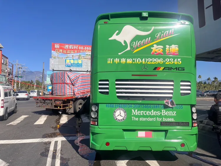 畢旅團從南投出發前往屏東旅遊。警方提供