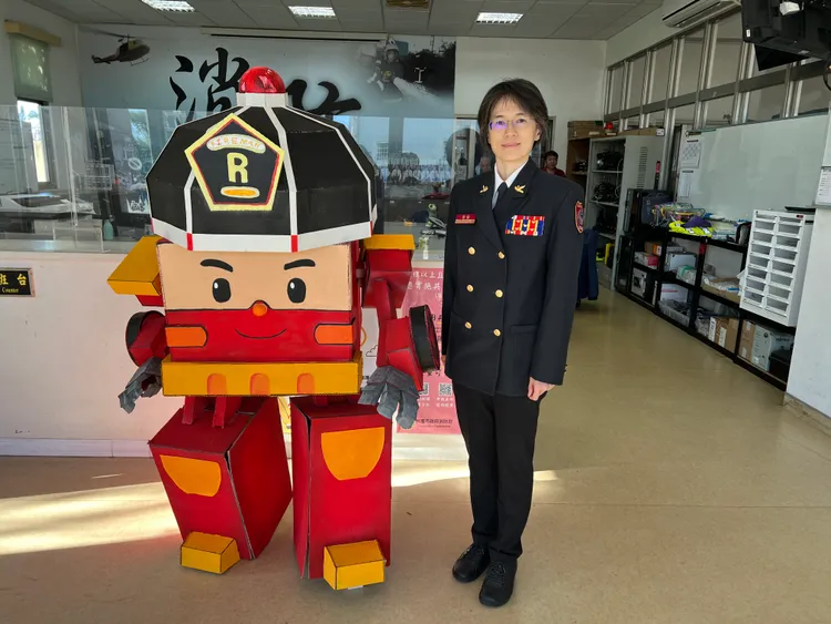 陳莉婷是全國現任唯一女消大隊長。陳莉婷提供