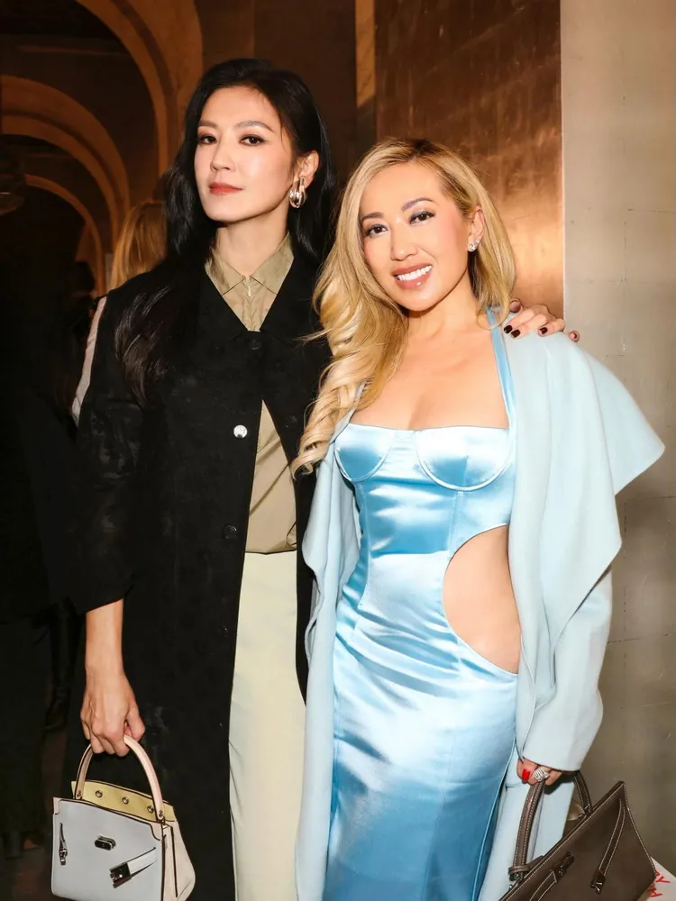 林熙蕾（左）與Tina Craig在Tory Burch秀場合影。Tina Craig提供