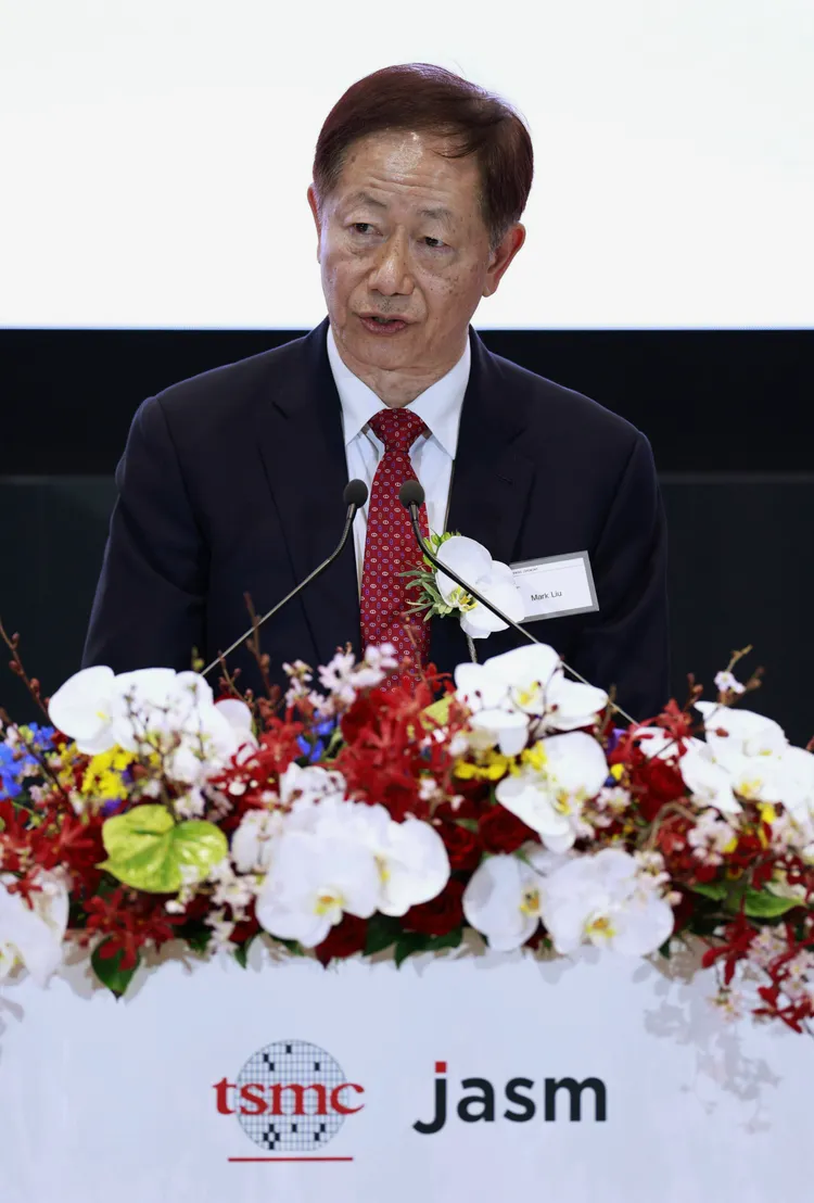 台積電董座劉德音今天致詞表示，工廠為日本熊本帶來3400個高科技工作機會。美聯社