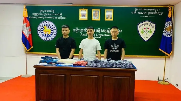 柬埔寨2月25日公布涉案3名台灣男子。照片取自《柬中時報》