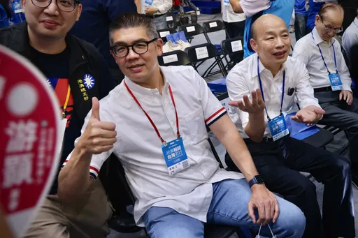 連勝文射2支箭!批黨造勢音樂老派「連中年大叔都沒聽過」