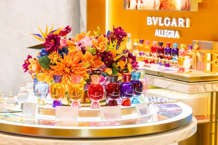 寶格麗香氛Diamond Towers主推Allegra悅享盛典系列香氛。品牌提供