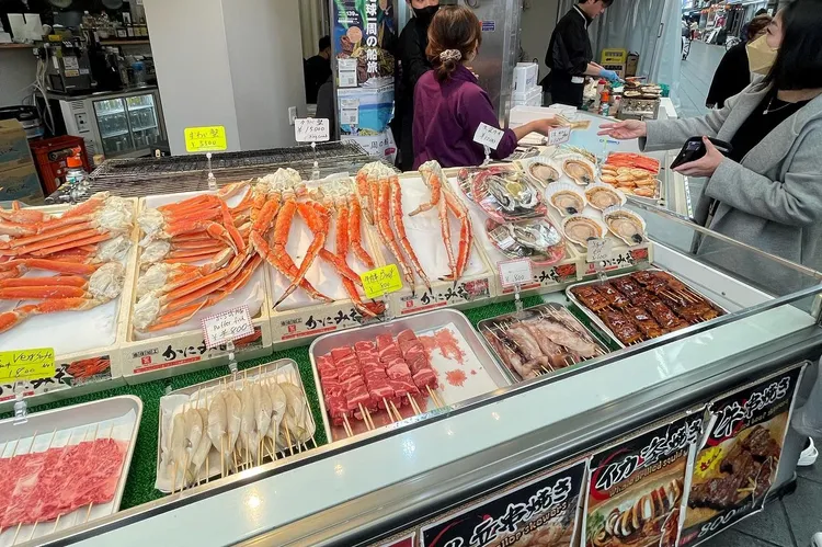 大阪黑門市場是有名的專宰外國遊客市場。資料照片