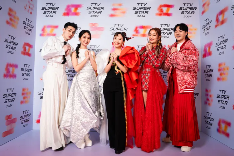 《紅白》主持群。台視提供