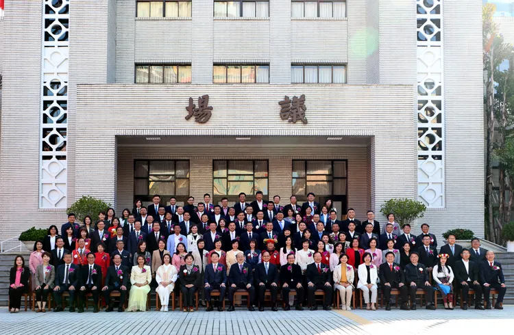 新屆立委大合照。彭欣偉攝