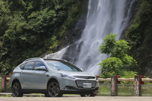 LUXGEN春節服務不打烊　免付費專線提供緊急救援服務