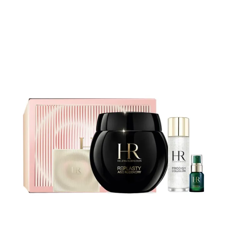 黑繃帶傳奇經典禮盒（買50ml黑繃帶修護乳霜，贈送10ml植萃綠寶修護精華、
30ml極致高光全能水凝露、情人節限定卡片），1萬6400元。品牌提供