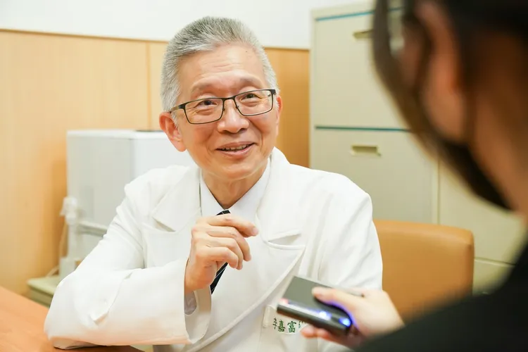 醫師李嘉富表示，一年超過3次或一週超過2次、持續2個月以上者，就可能診斷為間歇性暴怒症。台北慈濟提供