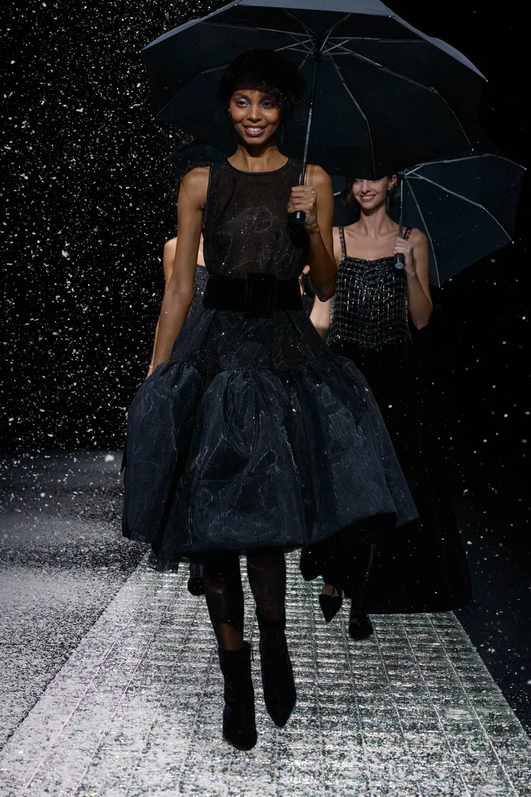 EMPORIO ARMANI 2024秋冬系列。品牌提供