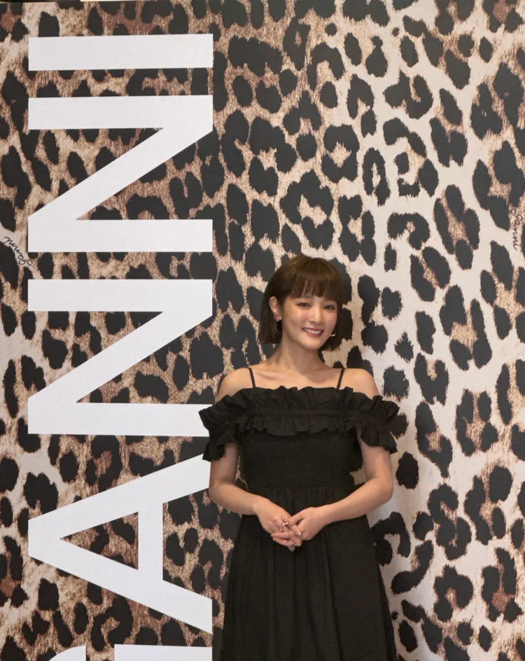 王淨笑說烏龍喜訊相當荒謬。劉旻君攝