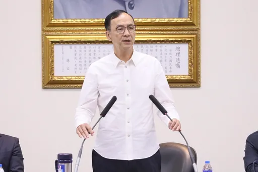 中國快艇翻覆2死！朱立倫支持政府執法　喊話蔡英文、習近平降低惡意