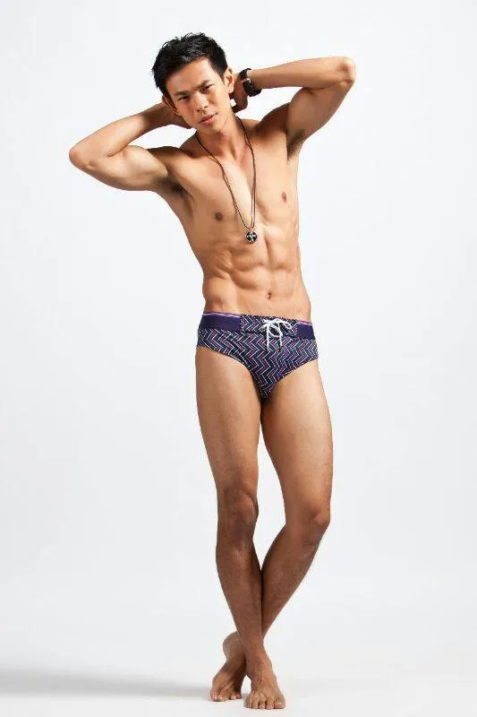 孫綻是模特兒出身有180公分。翻攝孫綻臉書