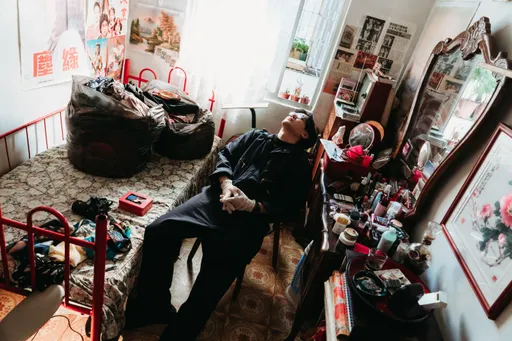 好心碎|許富凱整理父親遺物崩潰大哭 皮包證件還在人卻不在了