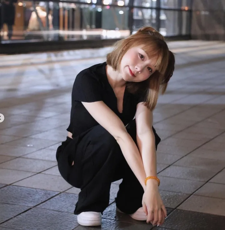 活潑可愛的畇二有一種獨特的天真魅力，不自覺就能吸引大家的目光。