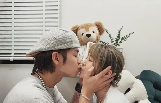 鼓鼓不藏了認愛女星大元高調玩親親　才過完新年再拋喜訊