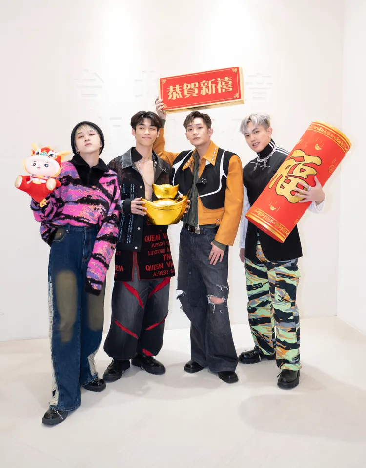  Hit Fm龍年除夕特別節目由人氣男團U:NUS主持。Hit Fm聯播網提供