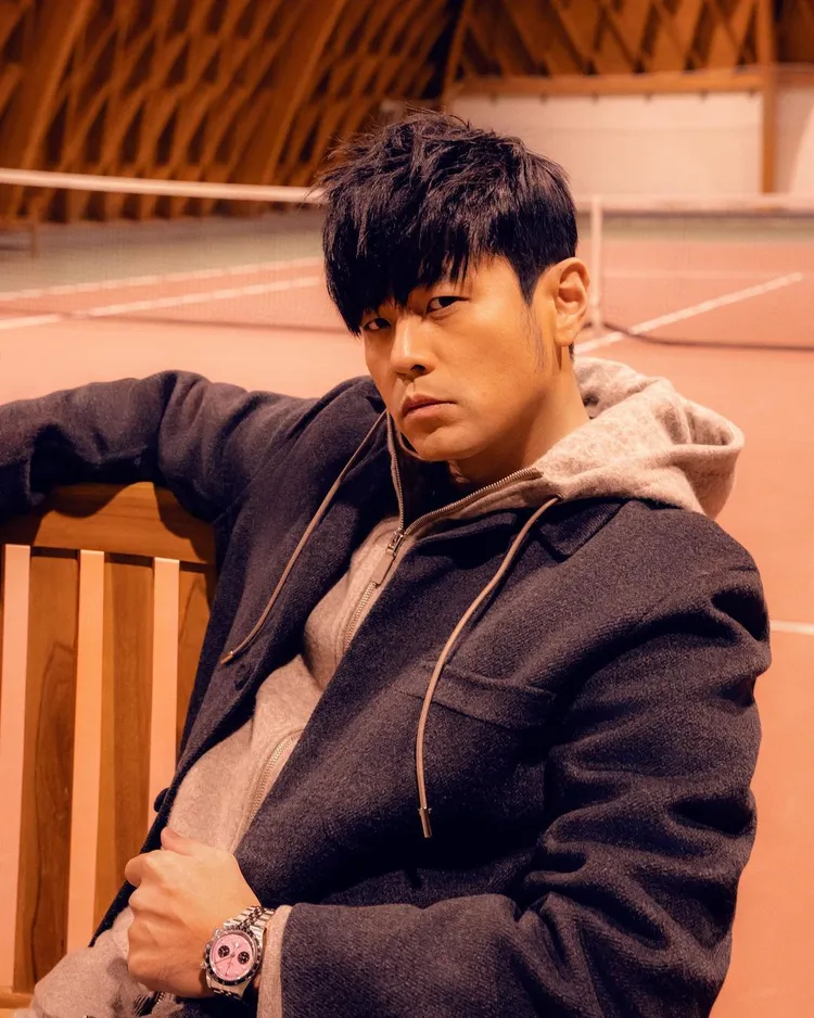 周杰倫常世界各地飛來飛去。翻攝周杰倫IG