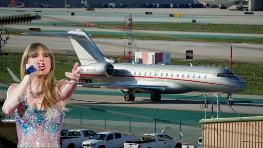 泰勒絲為愛馳赴超級盃！全球都在看　飛航追蹤網站：專機從東京飛抵洛杉磯