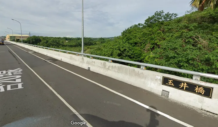 玉井橋傳出有人墜橋。取自google地圖