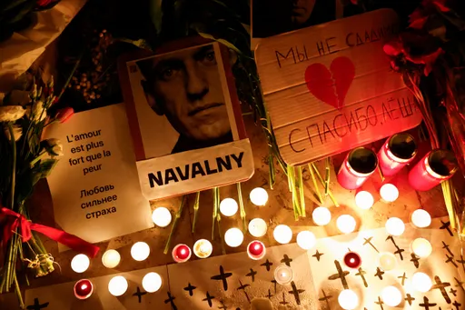 納瓦尼離奇猝死!母奔-30°C極寒地領嘸遺體 控普丁「扣屍滅證」