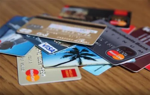 春節出遊保險如何規劃?注意「4眉角」:家人各自刷信用卡