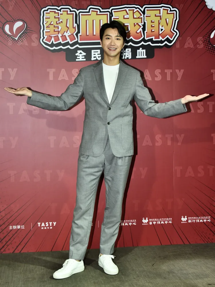 面對挫折，江宏傑表示自己現在很強大。攝影中心攝