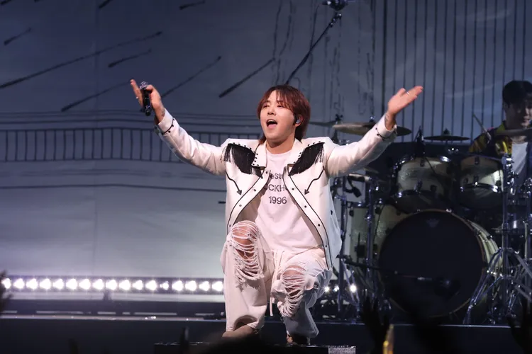 李洪基頻頻吐槽李在真。彭欣偉攝