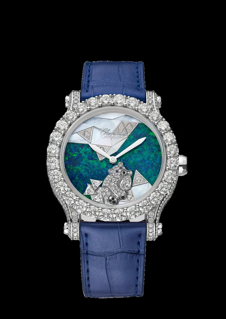 Happy Sport系列Animal World腕錶，40mm，18K白金錶殼，蛋白石/珍珠母貝/K金拼貼鑲鑽錶面， L.U.C 96.23-L型機芯，動力儲存65小時，限量8只，1259萬8000元。品牌提供