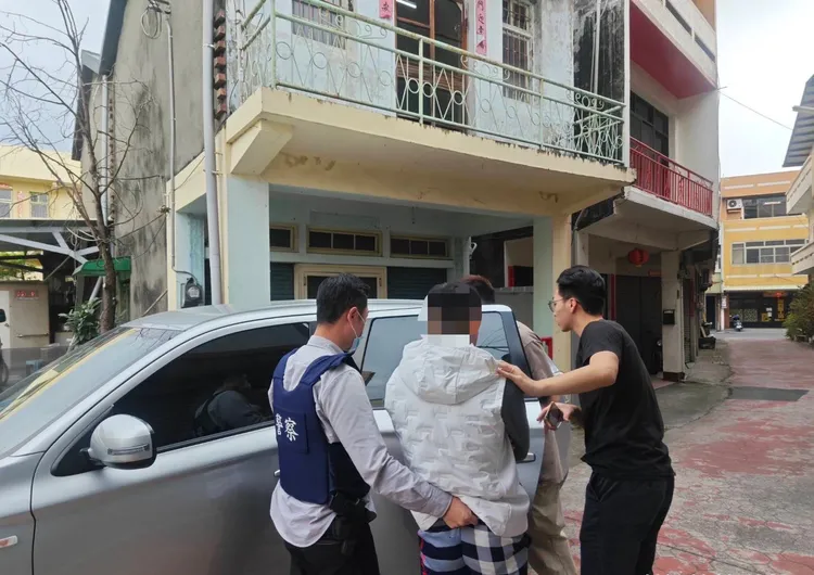 警方逮捕涉案嫌犯。民眾提供
