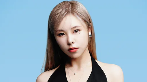 MAMAMOO輝人隔4個月火速撲台 4月首開個人演唱會