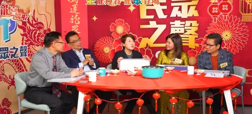 民众党围炉!黄珊珊自曝被叫「丑八怪」 麦玉珍写不出委员名字