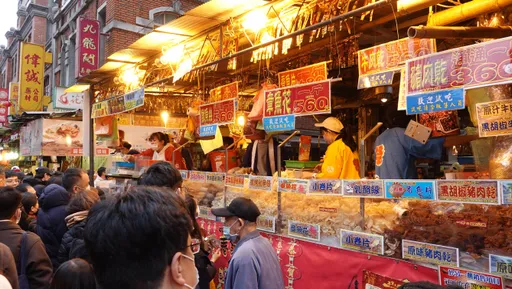 過年打工注意!除夕到初三須給加班費 雇主違法最高罰百萬元