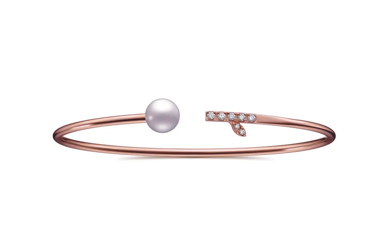 TASAKI kugel手鍊，10萬4000元。品牌提供