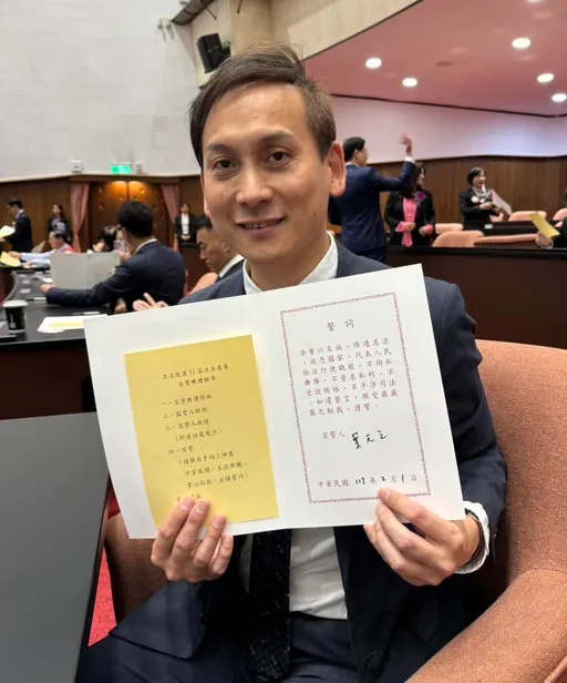 名人拜年|新科立委葉元之過年當追劇宅男 閉關再創新政治洗腦神曲