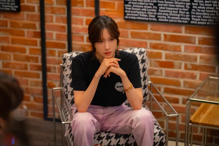 李智雅睽違16年演出個性活潑的角色。friDay影音提供