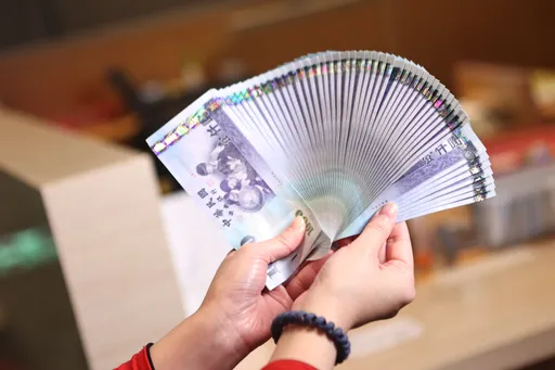 勞動基金2023年績效出爐　大賺7194億！新制勞退每人分紅3.8萬元