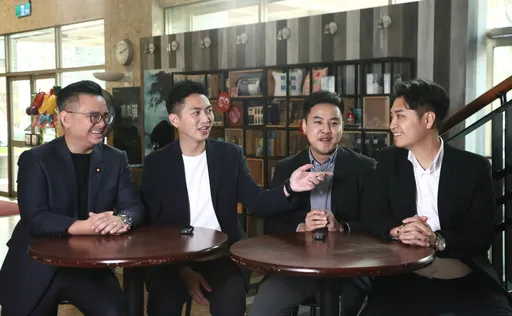 「想看黃國昌D槽多滿」！藍F4跨黨請益　他最想學王世堅這點