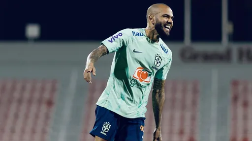 足球球星夜店廁所性侵23歲女 他喊冤「她又沒有叫我停下來」