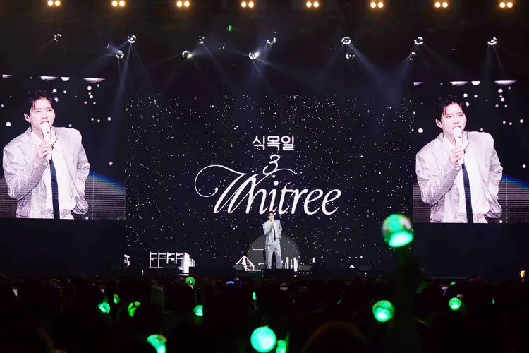 南優鉉送戒指給粉絲。SHOW Office提供