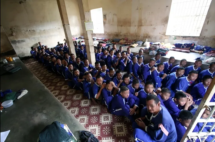 柬埔寨監獄實景。翻攝自臉書粉專「泰國清邁象 Chiang Mai Elephant」