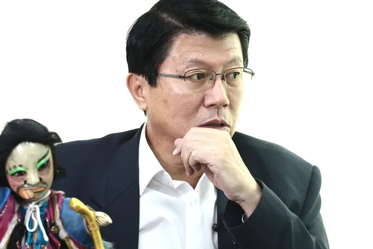 謝龍介說他把吃苦當吃補，國民黨南部從政同志都有相同體悟。彭欣偉攝