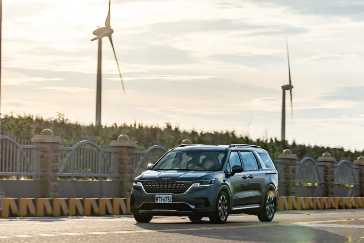 Kia Carnival繼2023年以2,129台成為同級進口大型MPV銷售冠軍之後，元月份再度交出120台的銷售佳績。業者提供