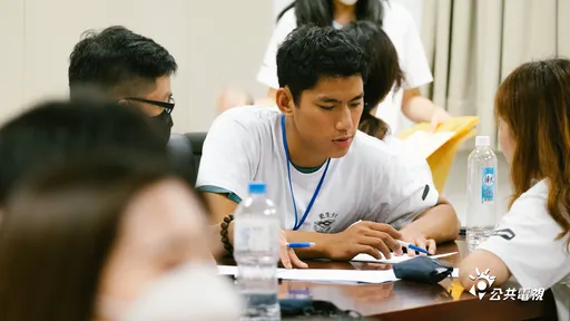 朱軒洋團康遊戲激起好勝心 曾敬驊自誇適合當輔導老師